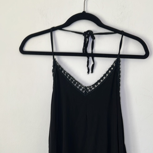 Don’t Ask Why flowy Lace Halter Neck Dress - Picture 2 of 7